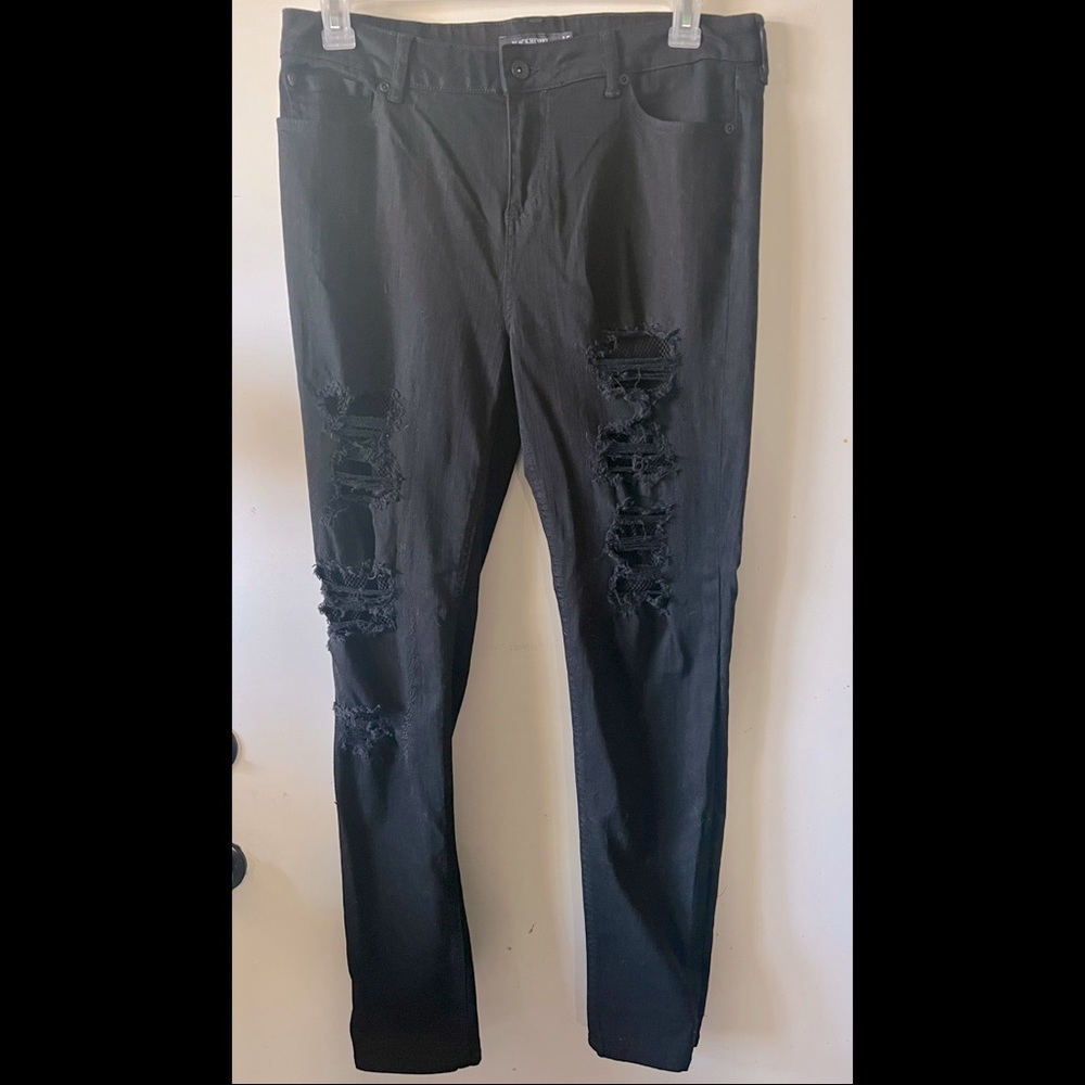 BLACKHEART Hot Topic Slashed Fishnet Skinny Jeans 15